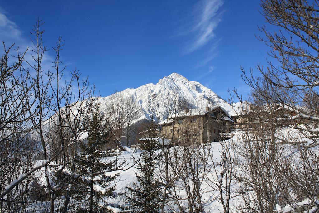 Agriturismo Barba Gust Cesana Torinese Exterior foto