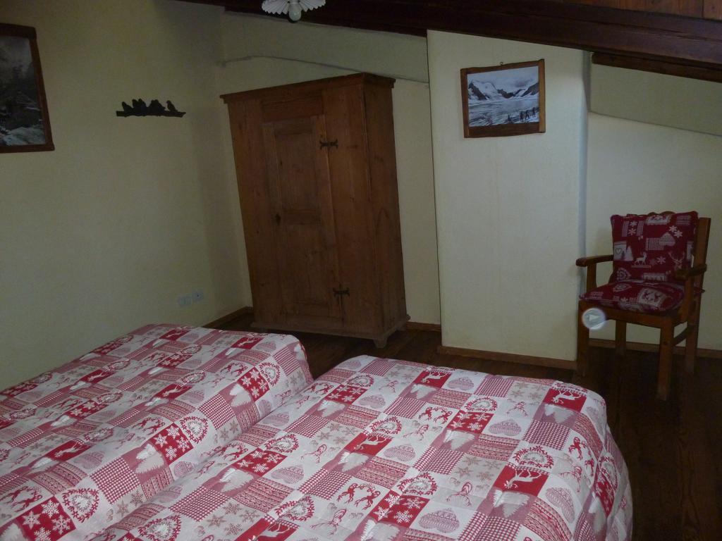 Agriturismo Barba Gust Cesana Torinese Exterior foto