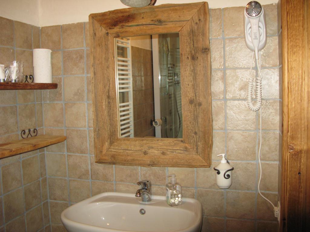 Agriturismo Barba Gust Cesana Torinese Exterior foto