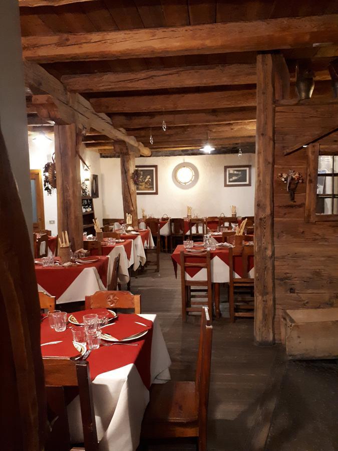 Agriturismo Barba Gust Cesana Torinese Exterior foto