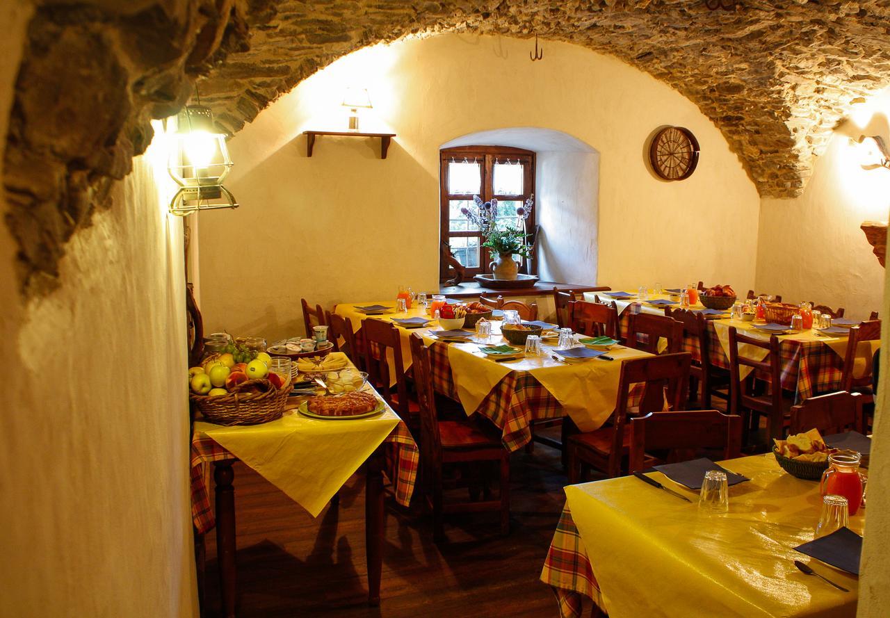 Agriturismo Barba Gust Cesana Torinese Exterior foto